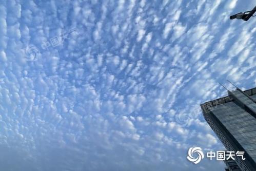 中秋节北京多云间晴最高温28℃ 夜间或上演彩云追月体感偏凉