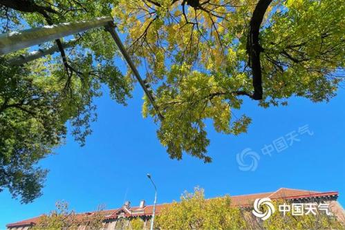 今起至周末我国晴多雨少 中东部偏暖多地冲击30℃